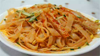 涼皮、面皮、搟面皮、米皮有何區別,很多人都不知道,你都吃過嗎